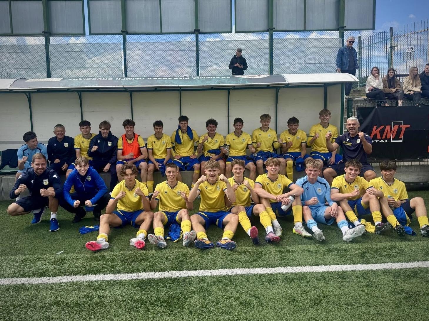 https://arka.gdynia.pl/images/galeria_zdjecie/big/U19_02a1eb7d5442297969f241fd25be64d0.jpg