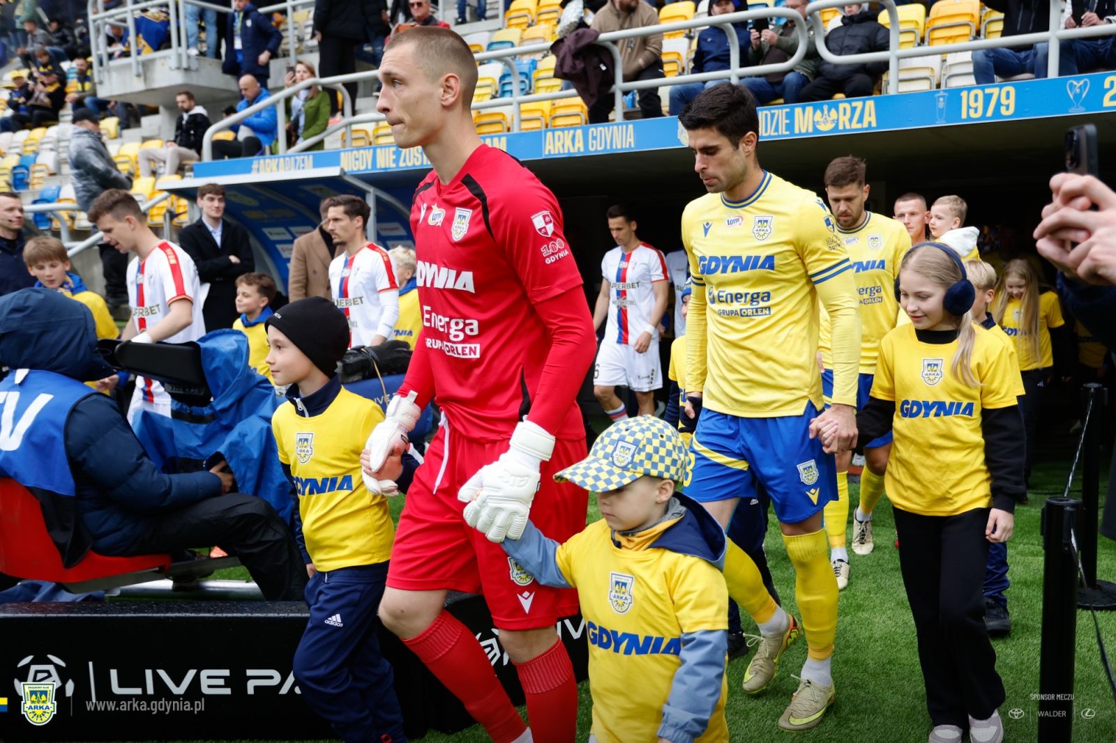 https://arka.gdynia.pl/images/galeria_zdjecie/big/arka-gornik_zabrze_04_b86f37944d4f554b69ea10a0a3f22c11.jpg
