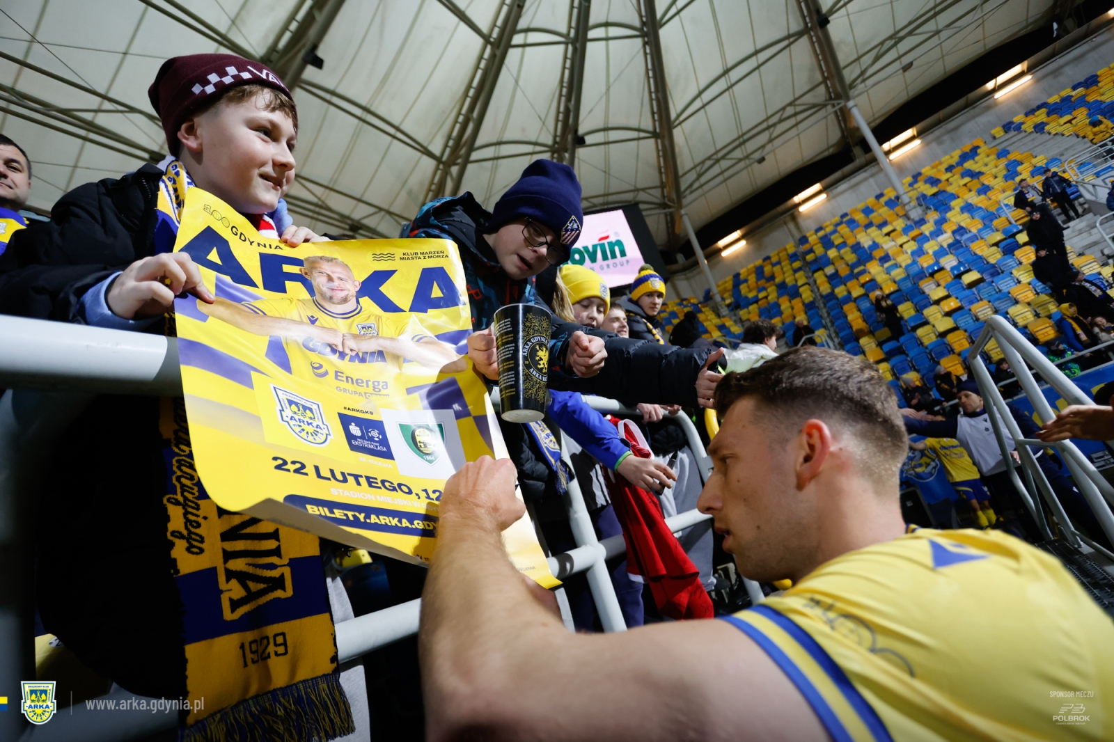 https://arka.gdynia.pl/images/galeria_zdjecie/big/lechia_76_db9768978a79a7c38bd6a40850788fcd.jpg